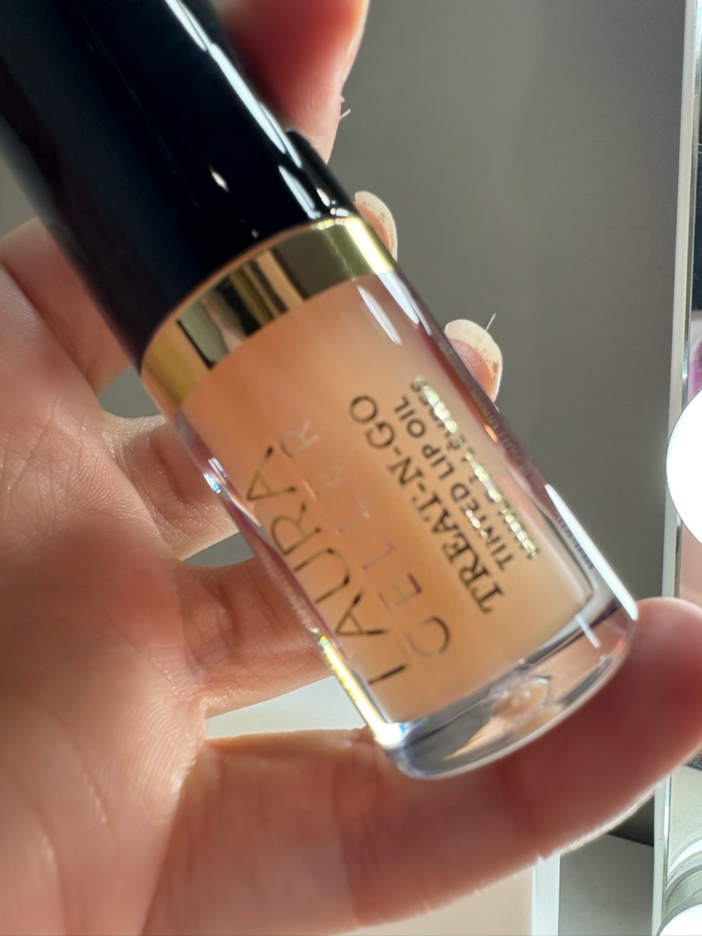 Laura Geller Treat-N-Go Lip Oil Fast Track 3.8mL BNIB Fast Track - Picture 3 of 5